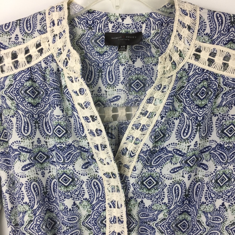 Romeo & Juliet Couture Sexy Paisley Print Romper - Picture 5 of 9